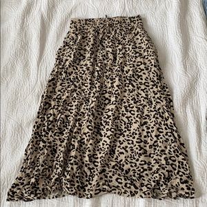 H&M cheetah print maxi/midi skirt Size US 2